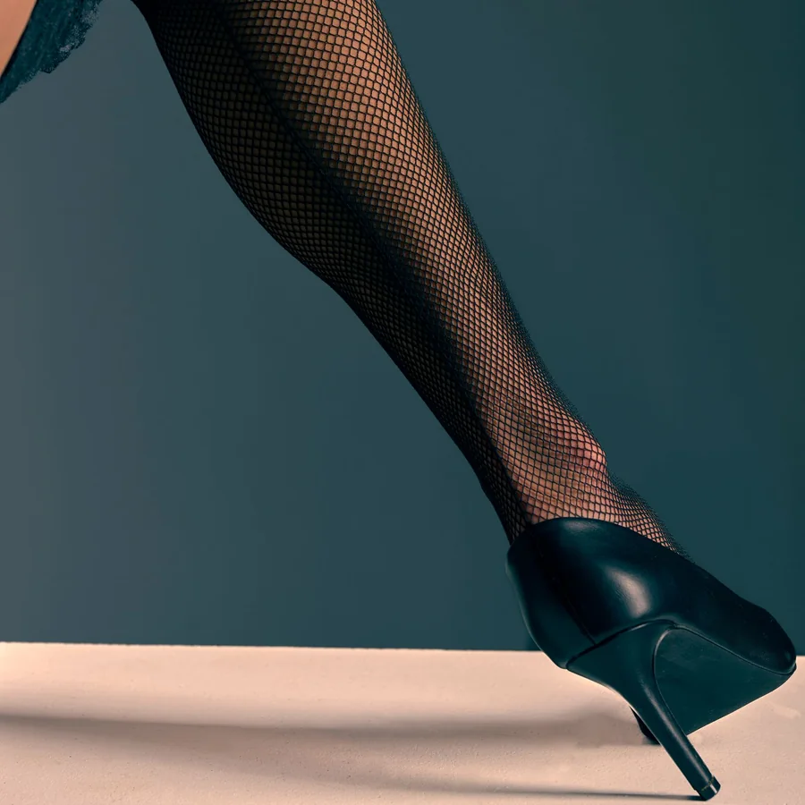 Noir Desire Fine Fishnet Stockings